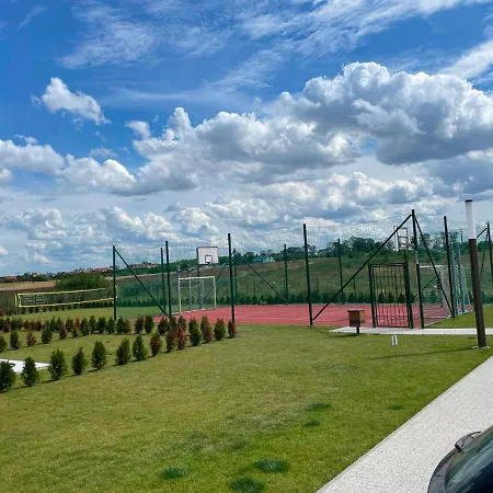 Modern & Spacious Baltin Blu By Renters *