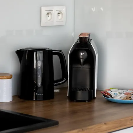 Modern & Spacious Marynarska By Renters