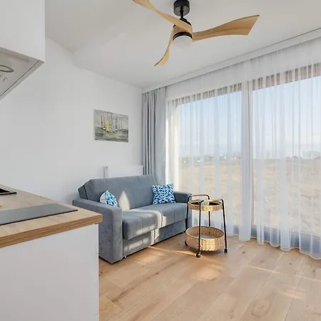 Modern & Spacious Baltin Blu By Renters * סרבינובו
